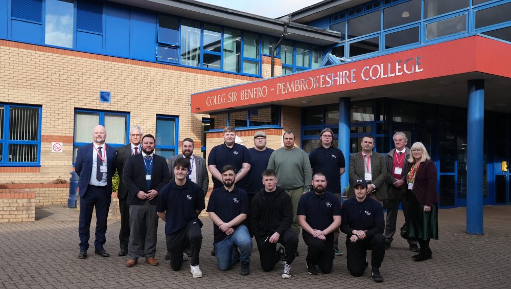ECITB, College learners alongside local employers