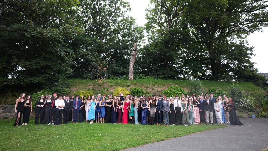 Group photo of students outside