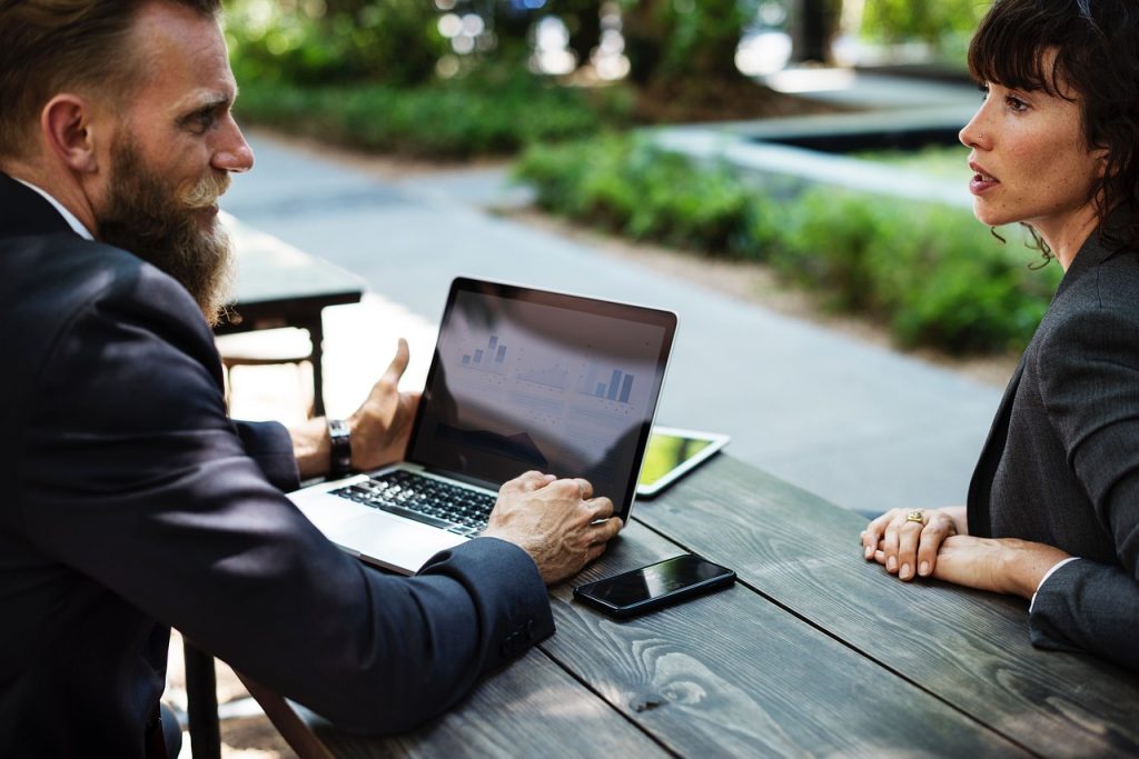 2 People meeting over a laptop