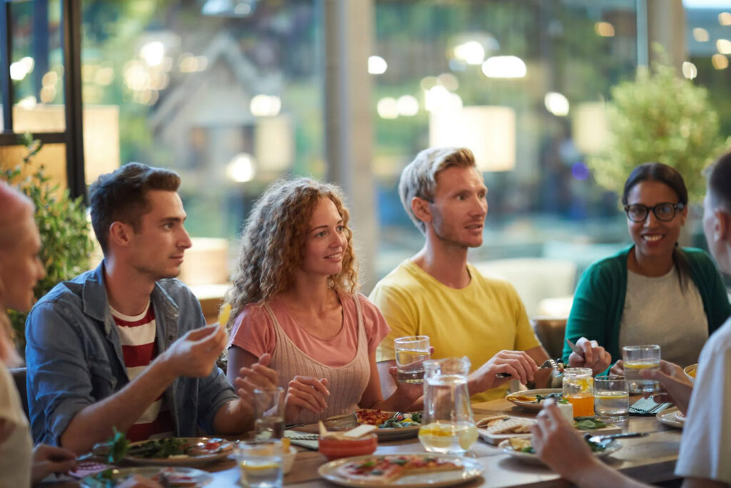 Group of peaople at a dining table